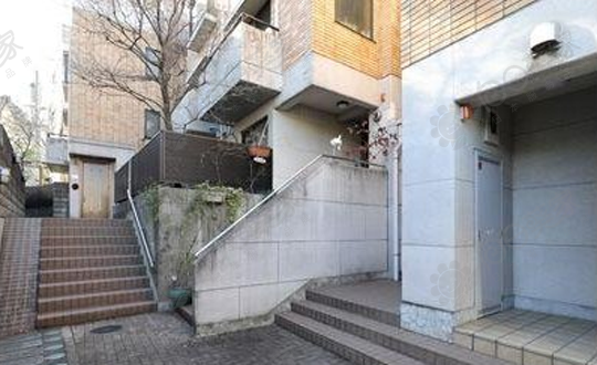 日本东京都涩谷区代代木复式公寓