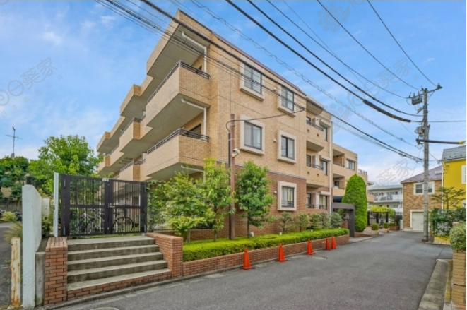 日本东京都新宿区目白顶层3居室公寓