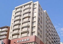 日本大阪市淀川区新大阪翻新3居室公寓