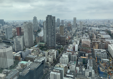 为什么东京被评为世界上建筑费用最高的城市？