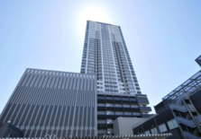 日本神奈川县横滨市西区高岛3居室公寓