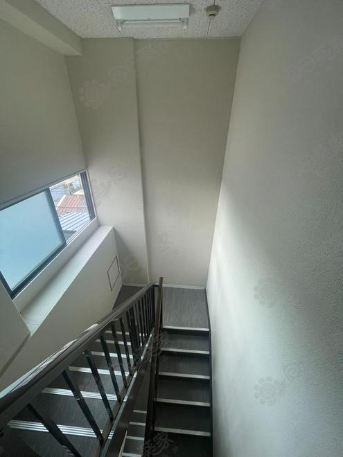 公寓步梯走廊