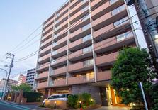 日本神奈川县横浜市西区3居室公寓