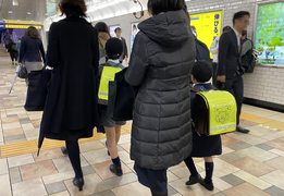 对策推进中，日本东京各区立中小学餐费免除